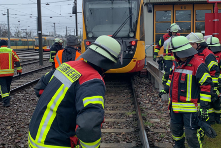 Sonderübung „Stadtbahnunfälle“ bei den Verkehrsbetrieben Karlsruhe